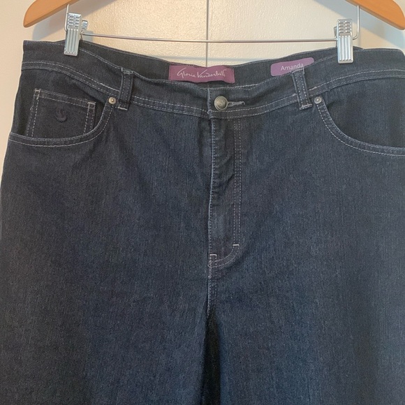 Gloria Vanderbilt Dark Blue Tapered Leg Amanda Jeans Size 18 - Picture 2 of 11